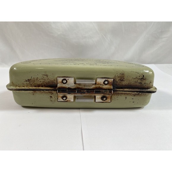 Vintage Mirro Green Folding Omelet Maker Pan With Recipes On Each Side - Picture 5 of 10